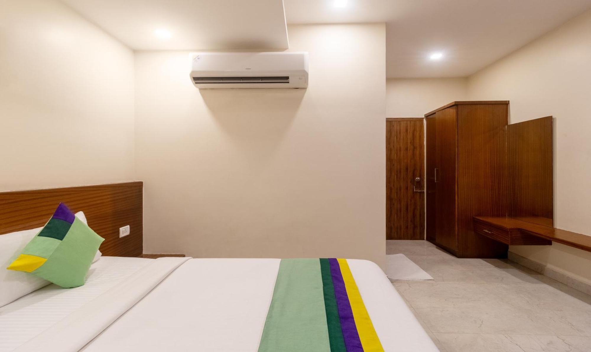Treebo Anjani Fortune Suites Bangalore Exterior photo